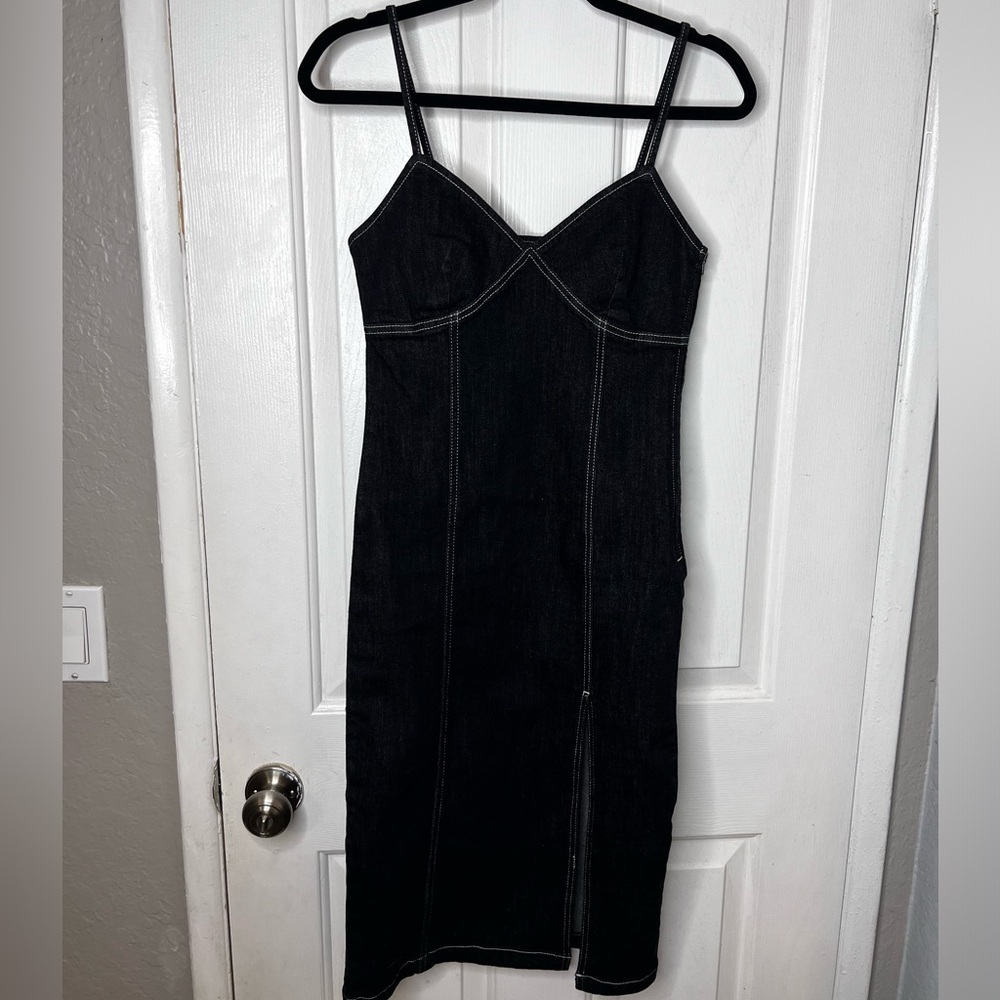 TopShop denim dress - Picture 3 of 8